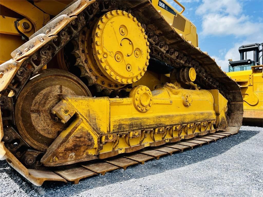 CAT D 6 N XL Buldooserid
