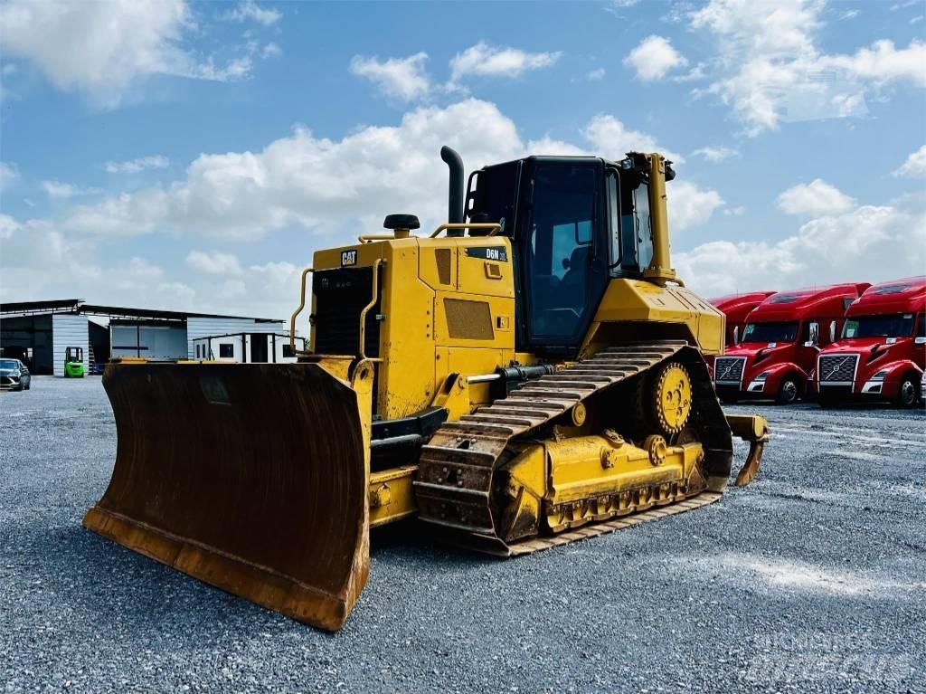 CAT D 6 N XL Buldooserid