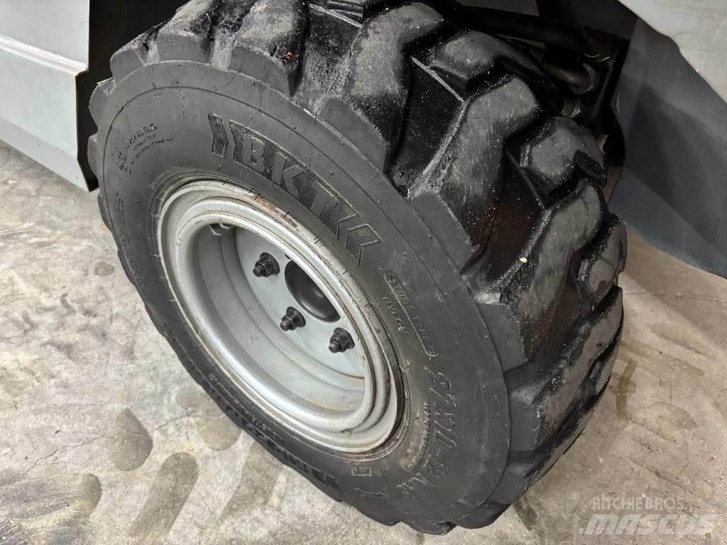 Manitou MH 25.4 T Maastikutõstukid