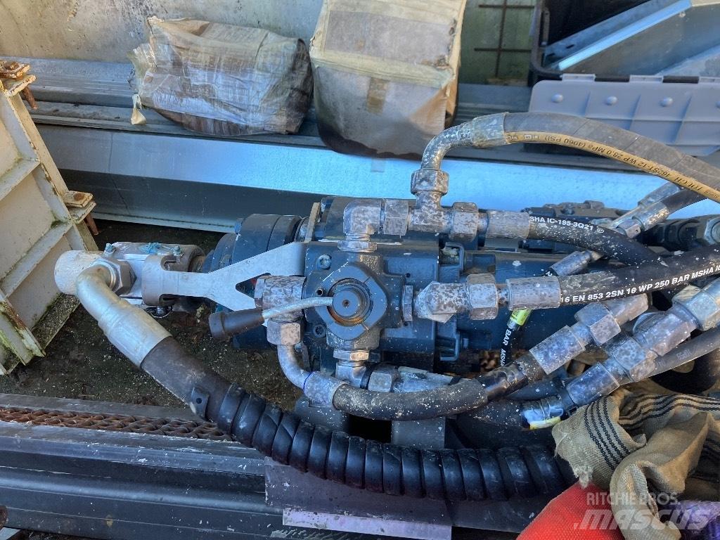 Wimmer AB 2600 T Tugikäppadega puurmasinad