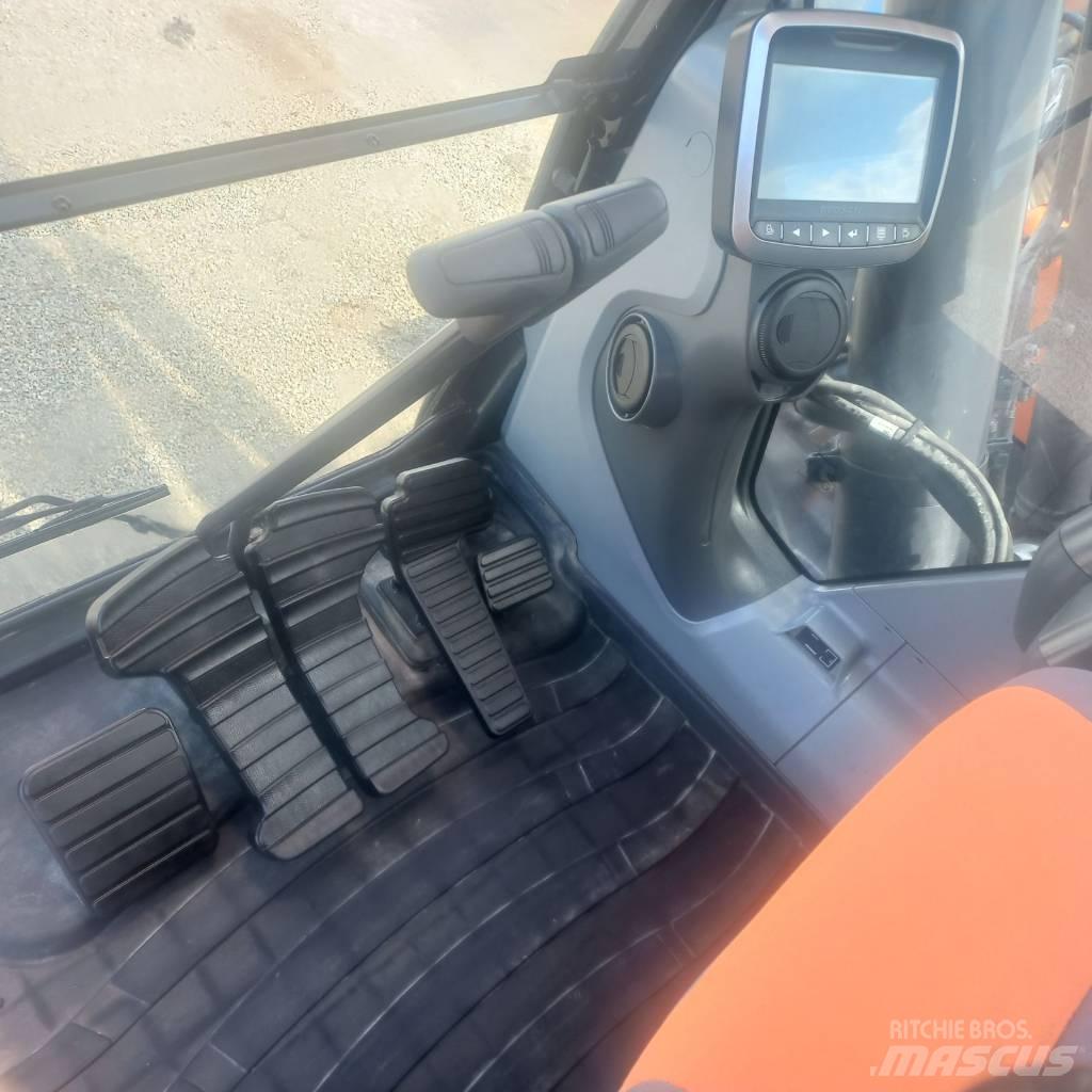 Doosan DX 235 LCR Roomikekskavaatorid