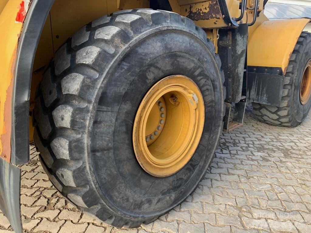 CAT 966 K Rataslaadurid