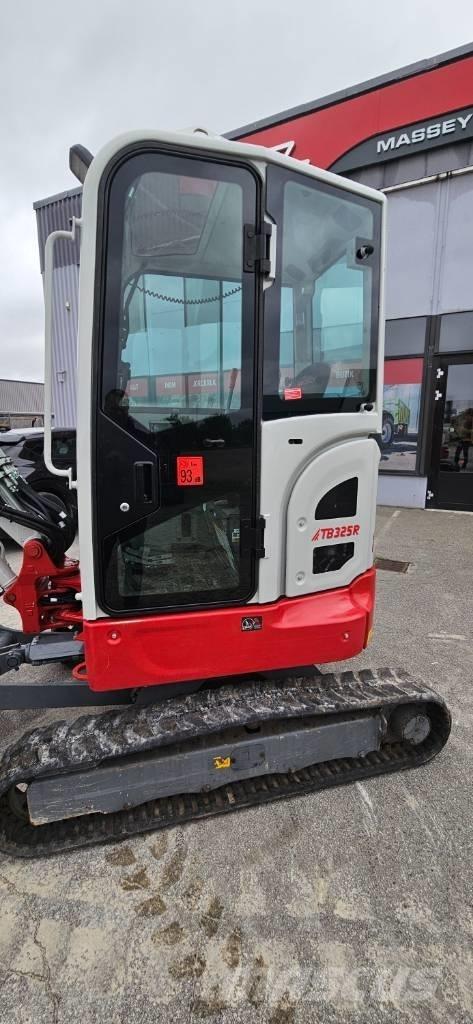 Takeuchi TB 325 R Miniekskavaatorid < 7 t