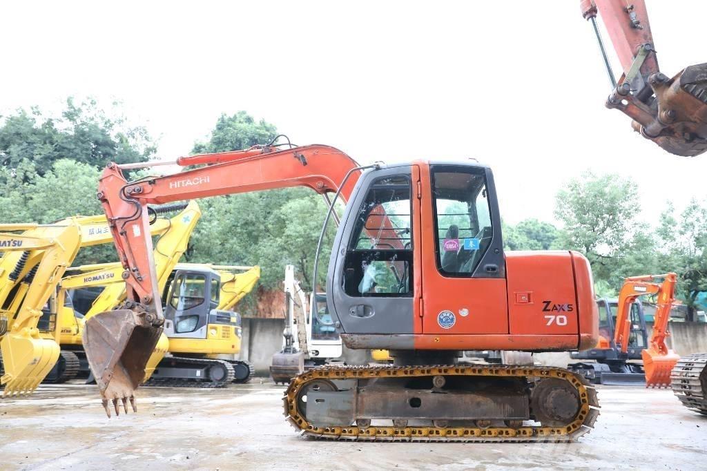 Hitachi ZX 70 Roomikekskavaatorid