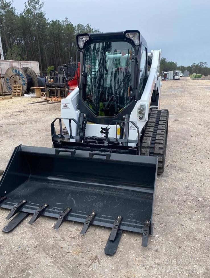Bobcat T 590 Väikelaadurid