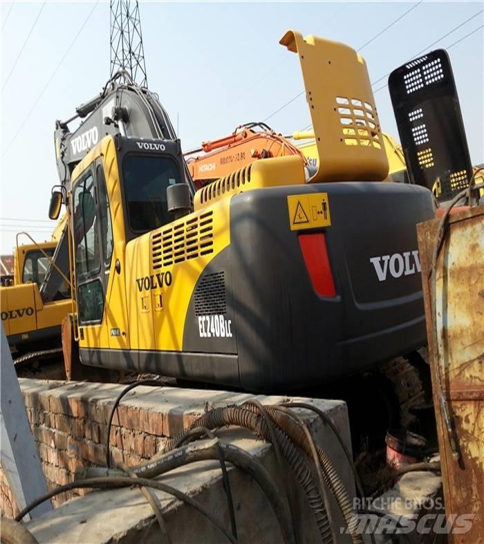 Volvo EC 240 B LC Roomikekskavaatorid