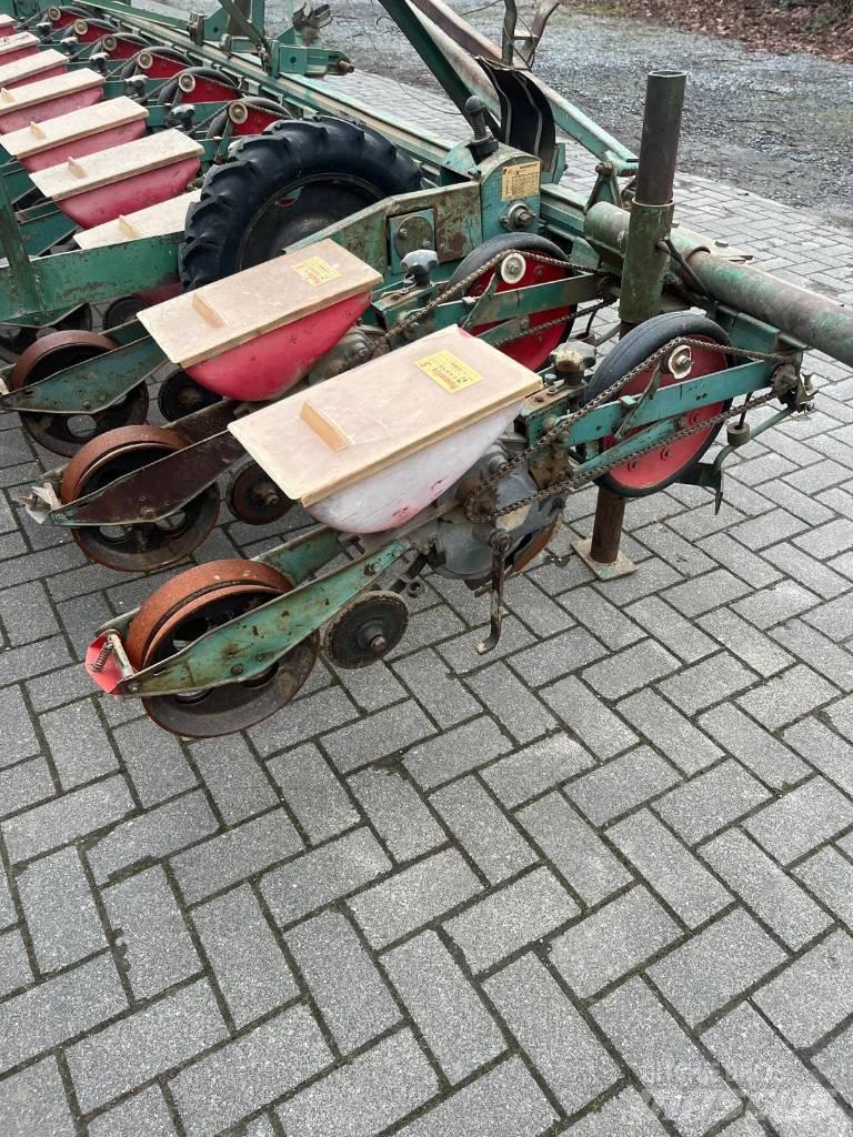 Vicon Monozentra S Täppiskülvikud
