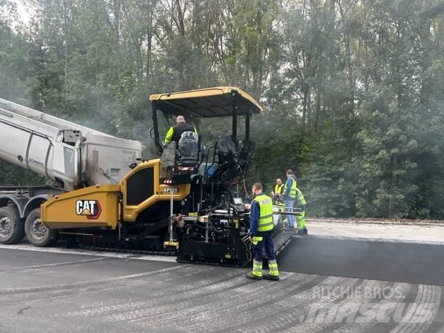 CAT AP 555 Asfaldilaoturid