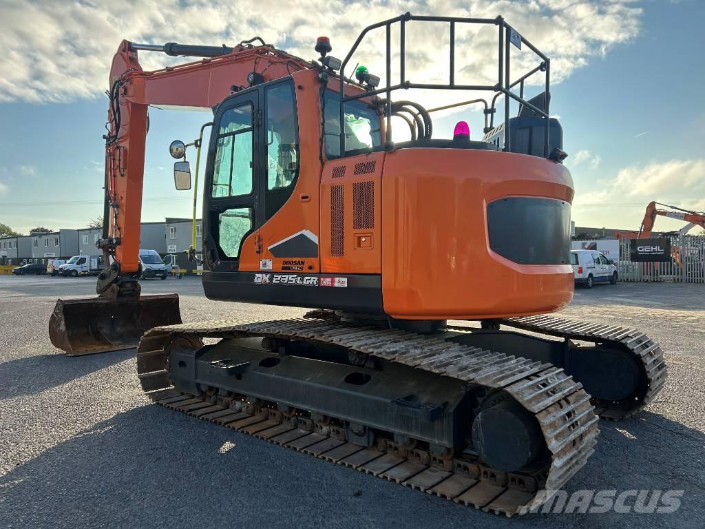 Doosan DX235LCR-7 Roomikekskavaatorid