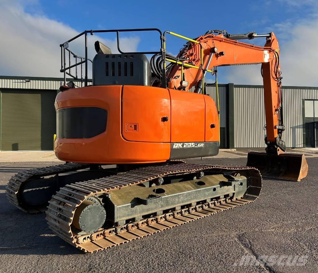 Doosan DX235LCR-7 Roomikekskavaatorid