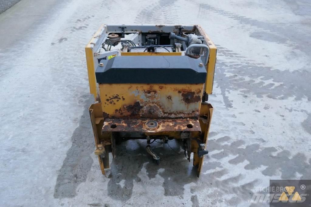 CAT 220-2800 Kabiinid