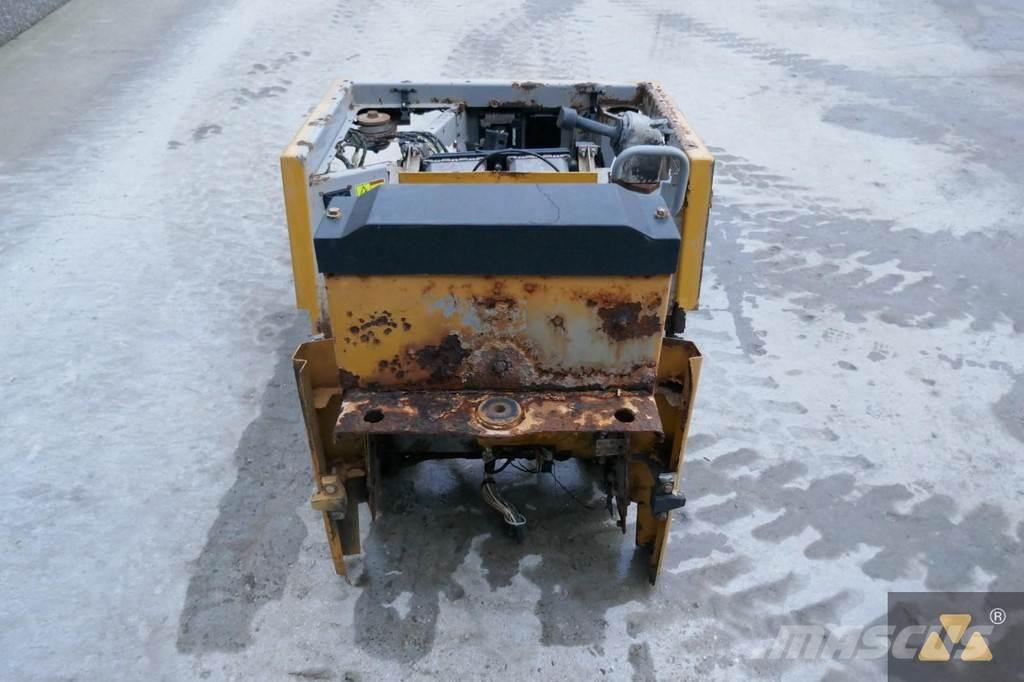 CAT 220-2800 Kabiinid