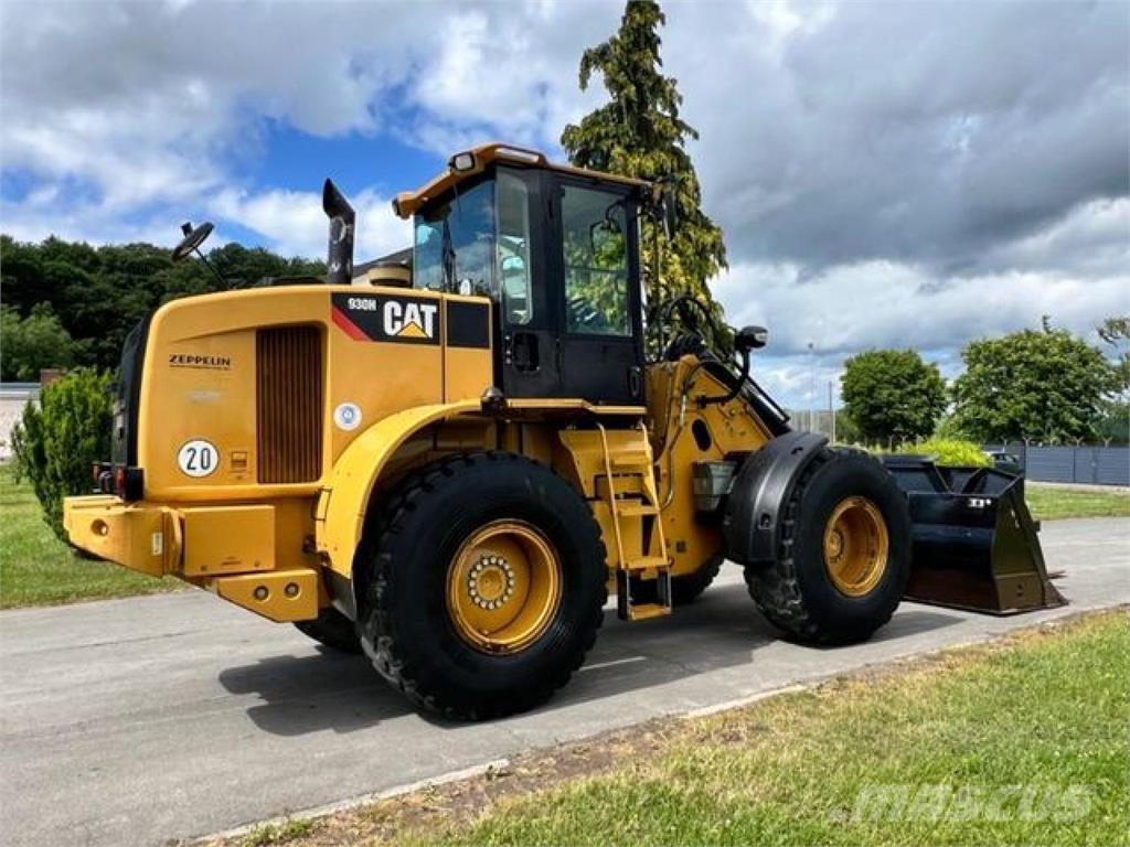 CAT 930H Rataslaadurid