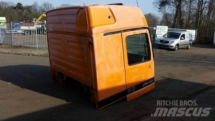 Mercedes-Benz 2540 Muud osad