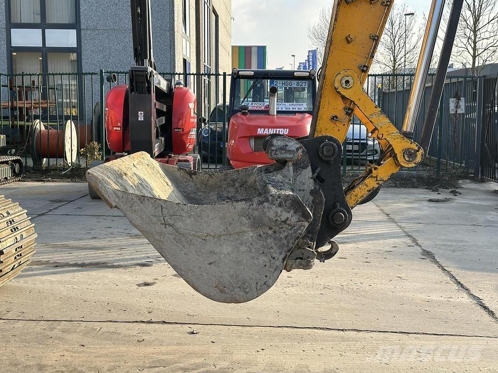 JCB JZ141LC Roomikekskavaatorid