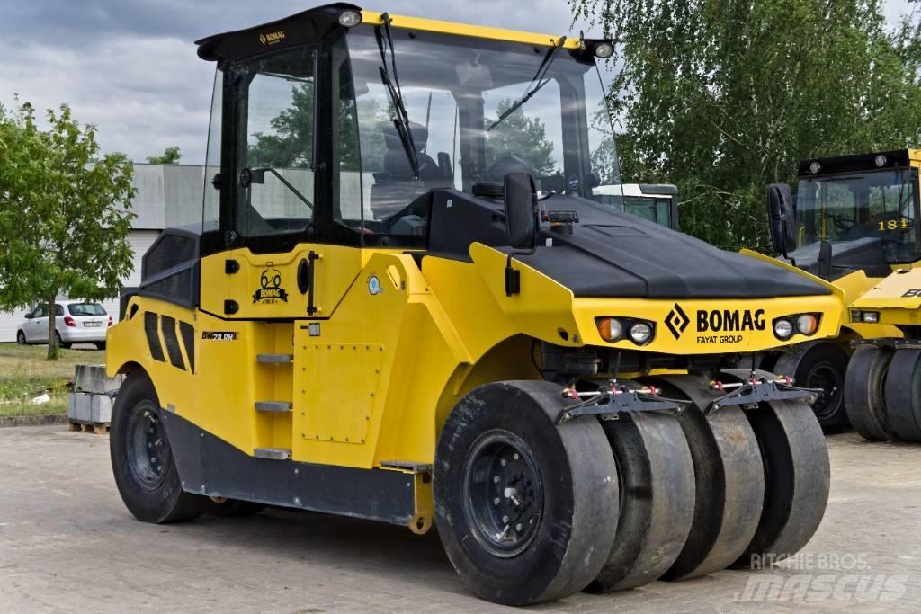 Bomag BW 28 RH Pneumorehvidega rullid