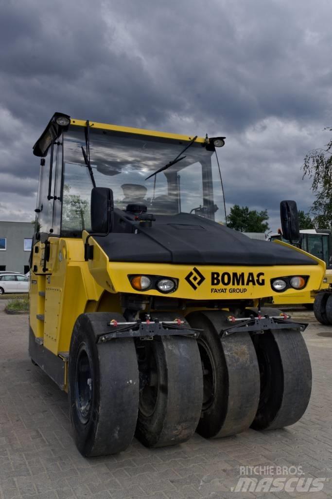 Bomag BW 28 RH Pneumorehvidega rullid