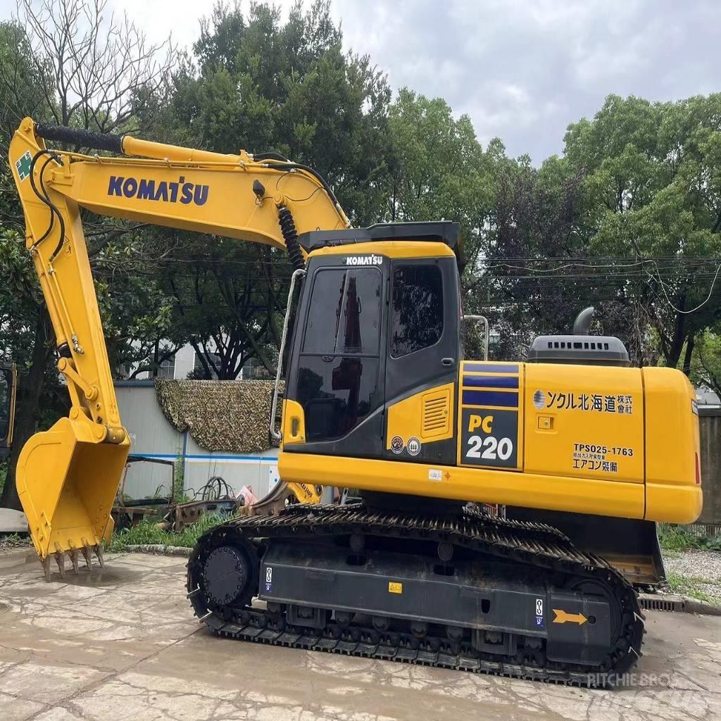 Komatsu PC 220-7 Roomikekskavaatorid