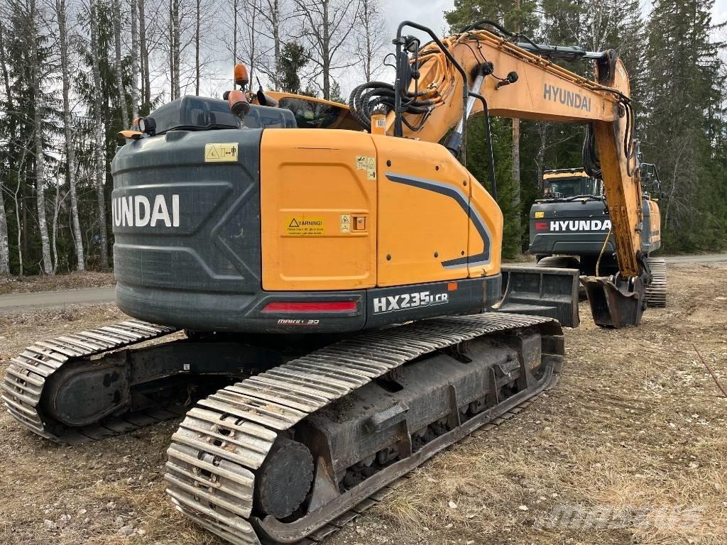Hyundai HX 235 LCR Roomikekskavaatorid