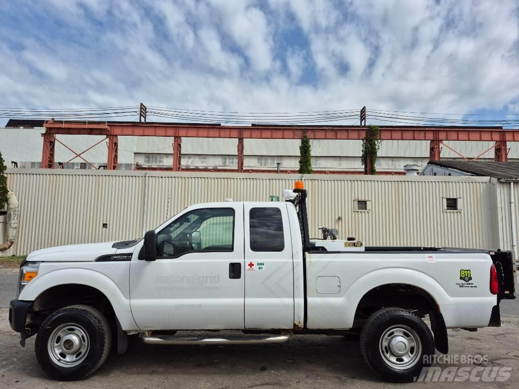 Ford F 250 Muu