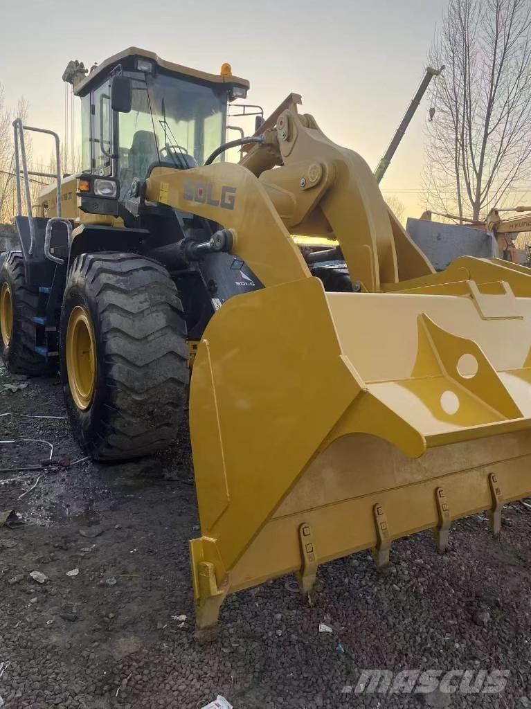 SDLG LG 956 F Rataslaadurid