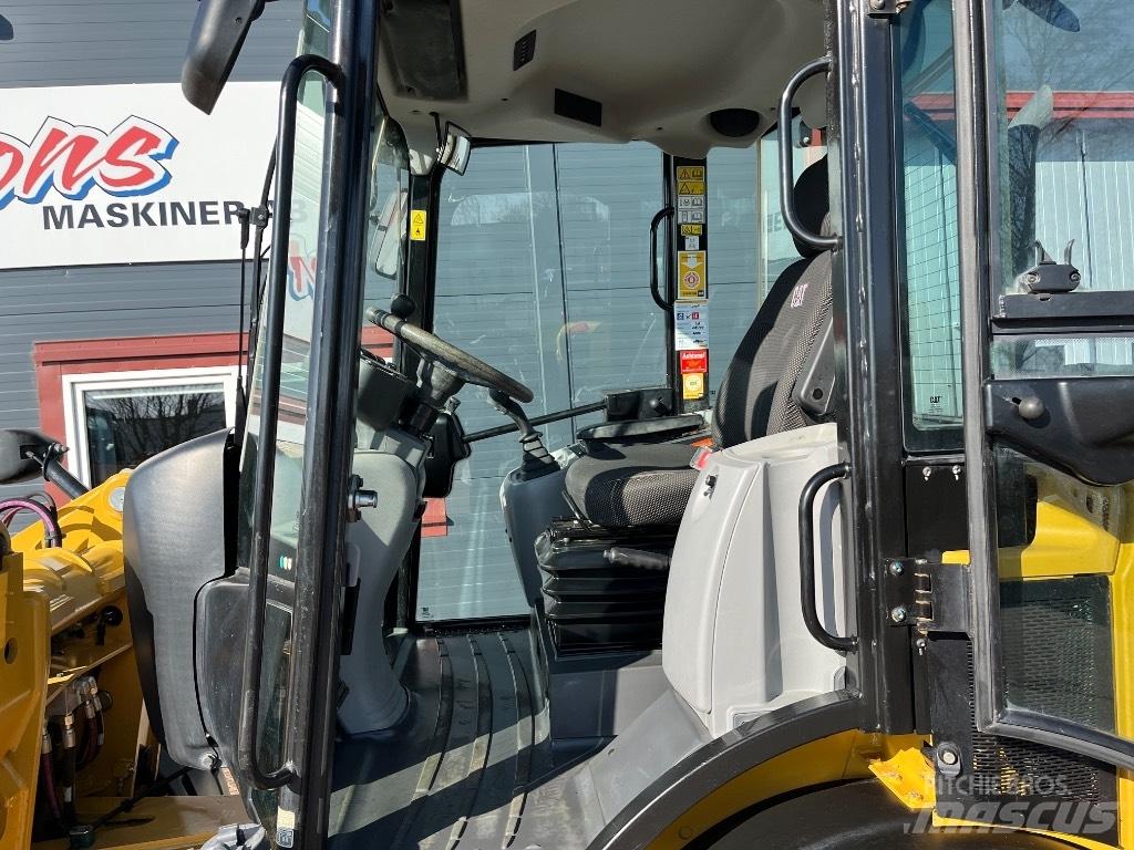 CAT 908M-22 1670Tim Rataslaadurid