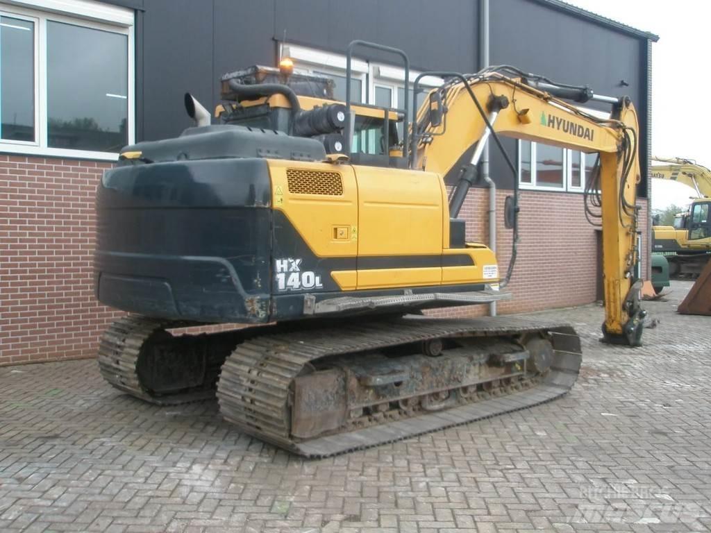 Hyundai HX140 Roomikekskavaatorid