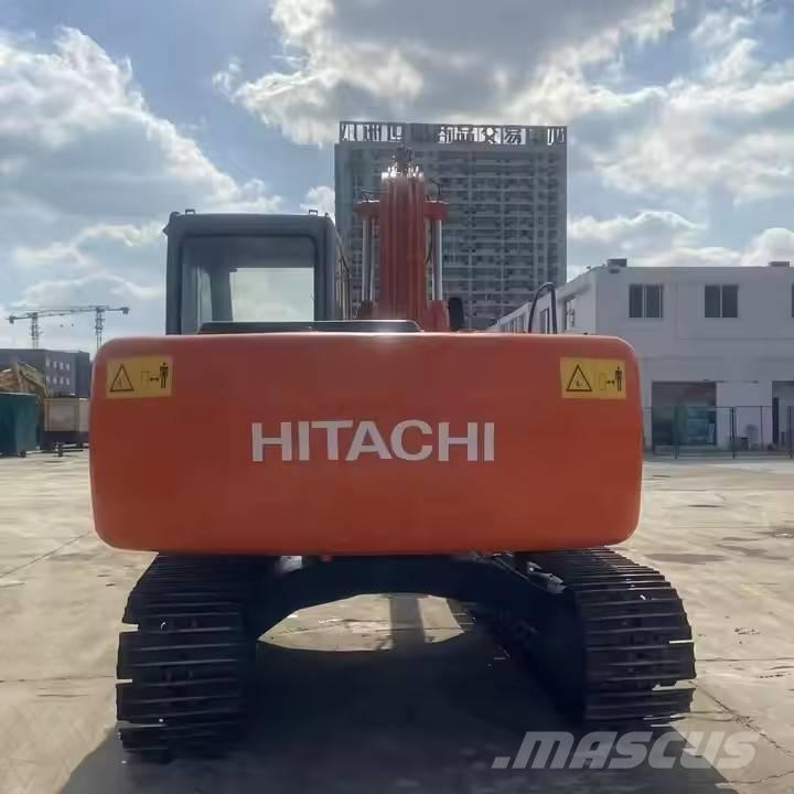 Hitachi EX 120 Roomikekskavaatorid