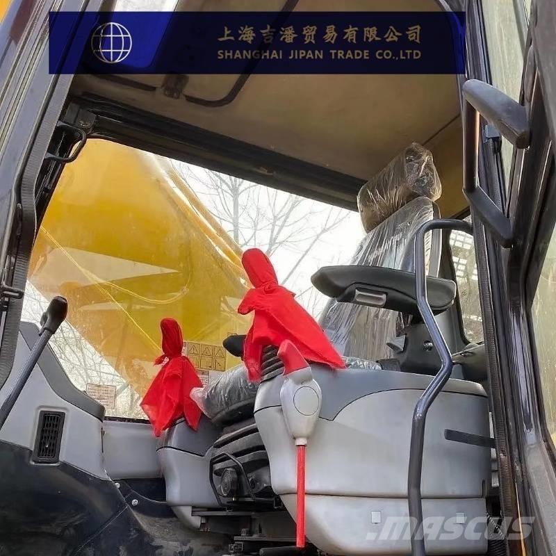 Komatsu PC 360 Roomikekskavaatorid
