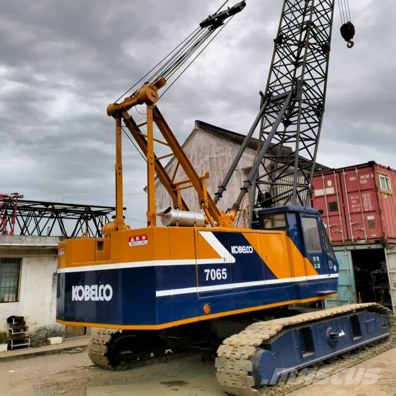 Kobelco 7065 Roomikkraanad