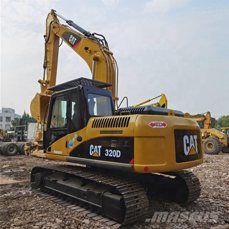 CAT 320D Roomikekskavaatorid