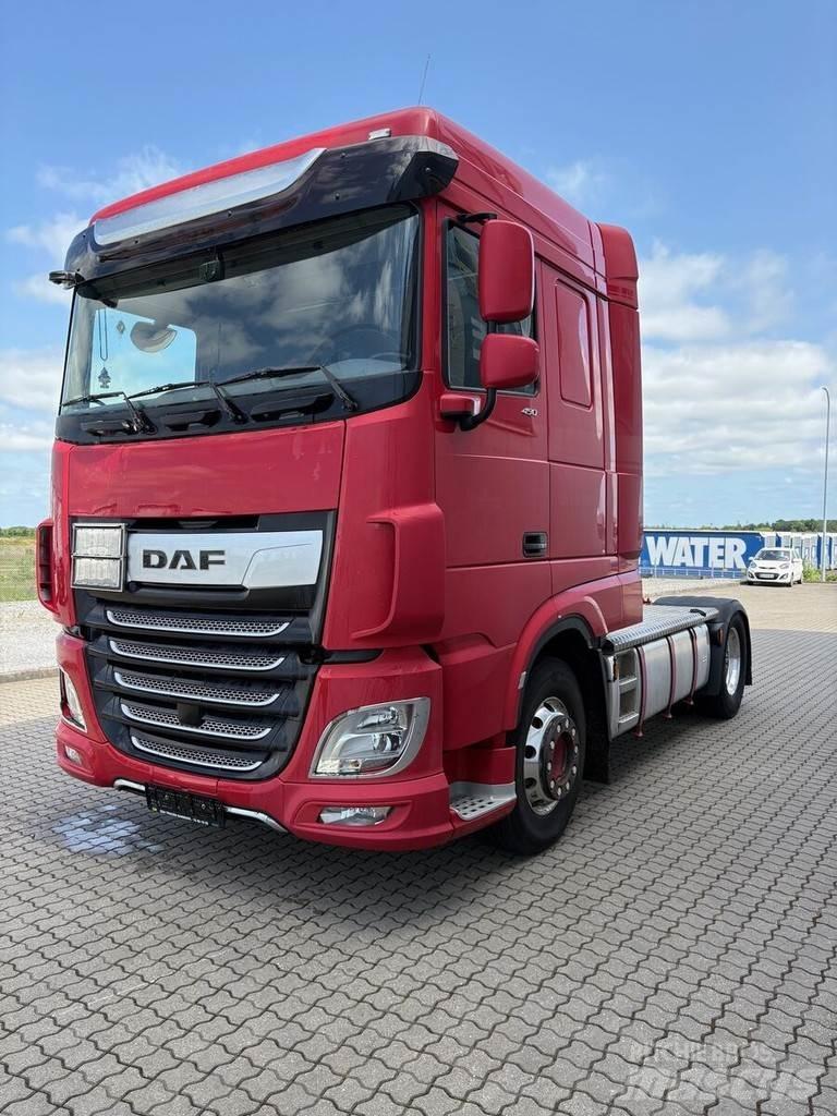 DAF XF 450 Sadulveokid