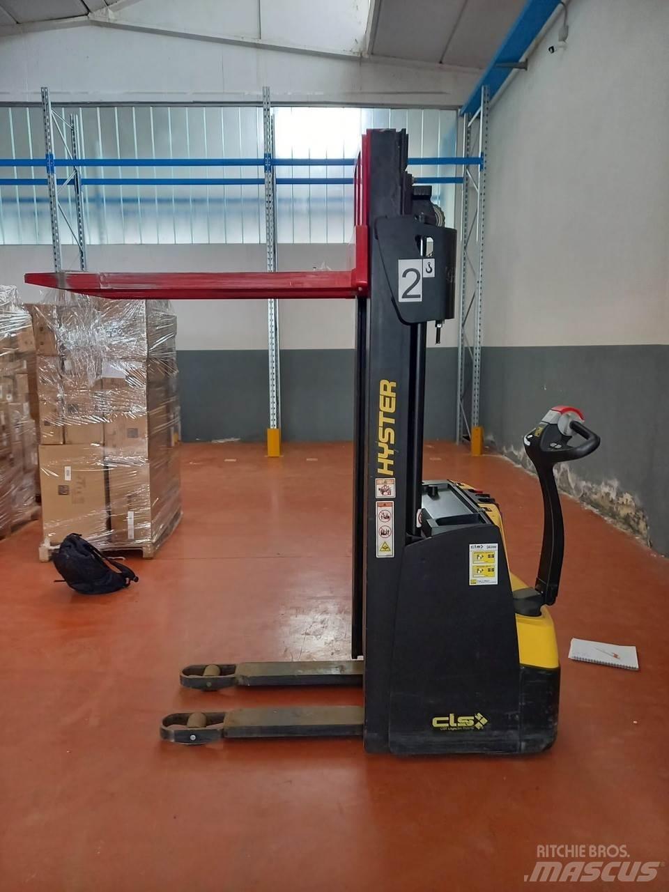 Hyster S1.2 Järelkäidavad virnastajad