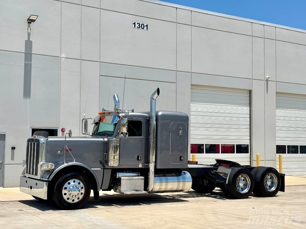 Peterbilt 389 Sadulveokid