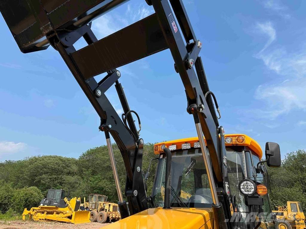 JCB 3CX Ekskavaatorlaadurid