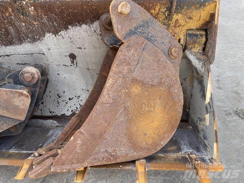 CAT 428 F Ekskavaatorlaadurid
