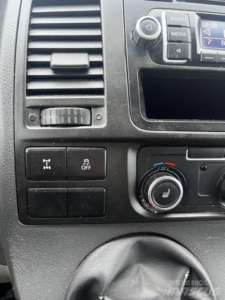 Volkswagen T5 Furgoonautod