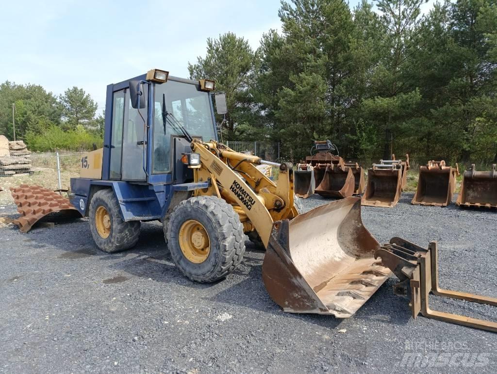 Hanomag 15 F Rataslaadurid