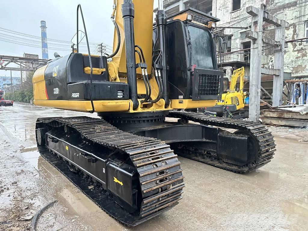 CAT 330D2 Roomikekskavaatorid