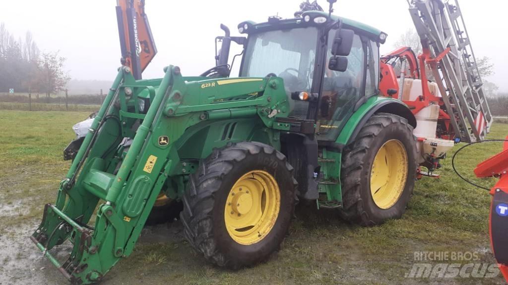 John Deere 6110 R Traktorid