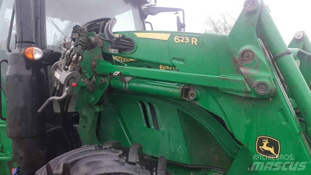 John Deere 6110 R Traktorid