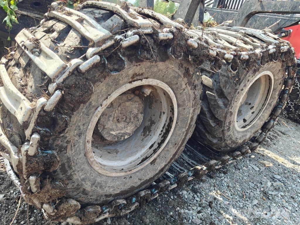Komatsu 875 Forwarderid