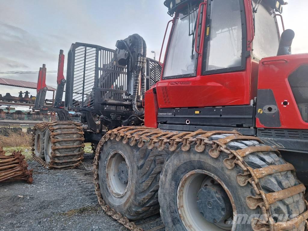 Komatsu 895 Forwarderid