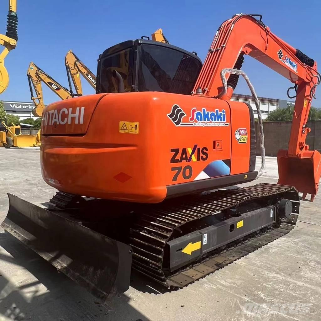 Hitachi ZX 70-5 Väikeekskavaatorid 7t-12t