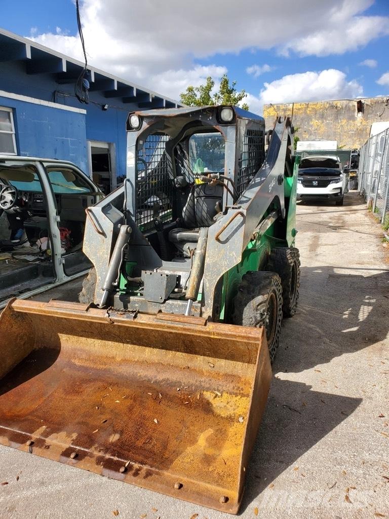 John Deere 314G Kompaktlaadurid