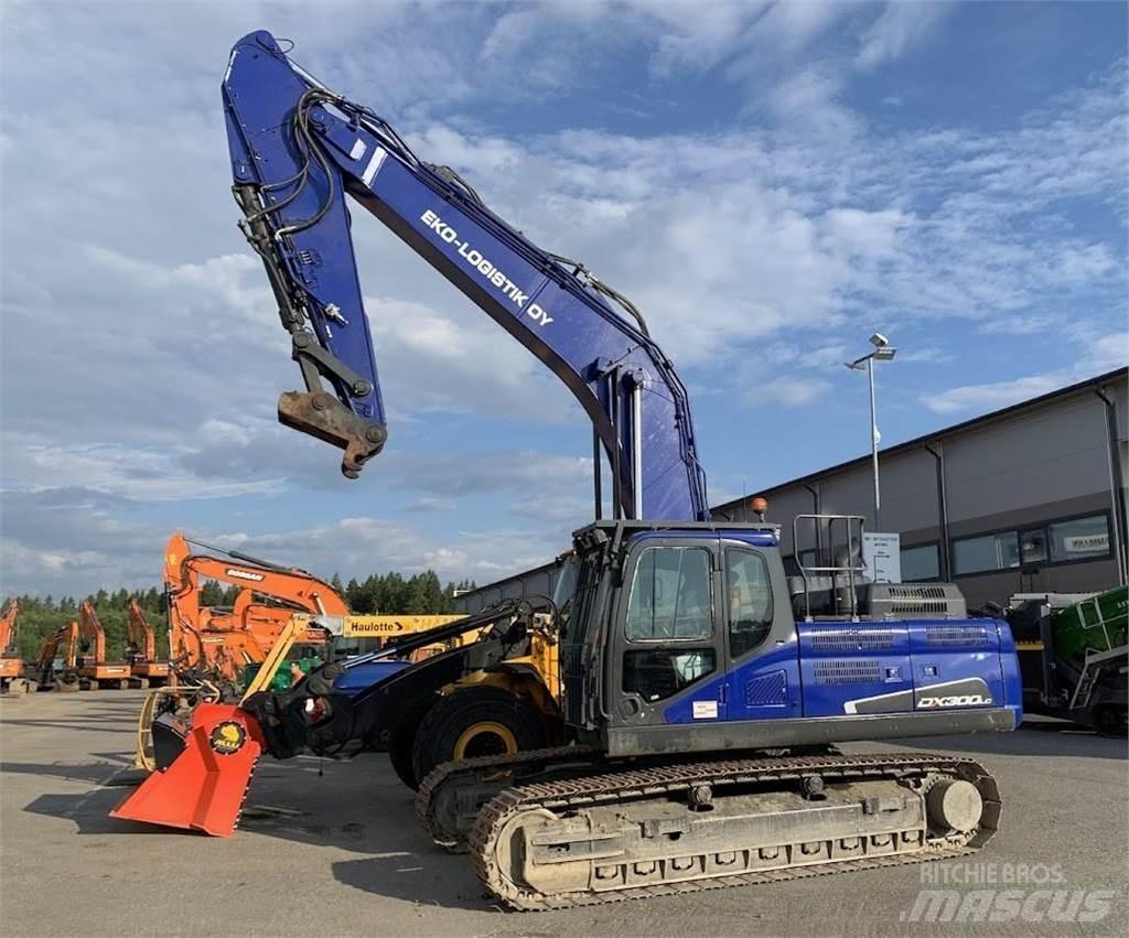 Doosan DX300 LC-5 Roomikekskavaatorid
