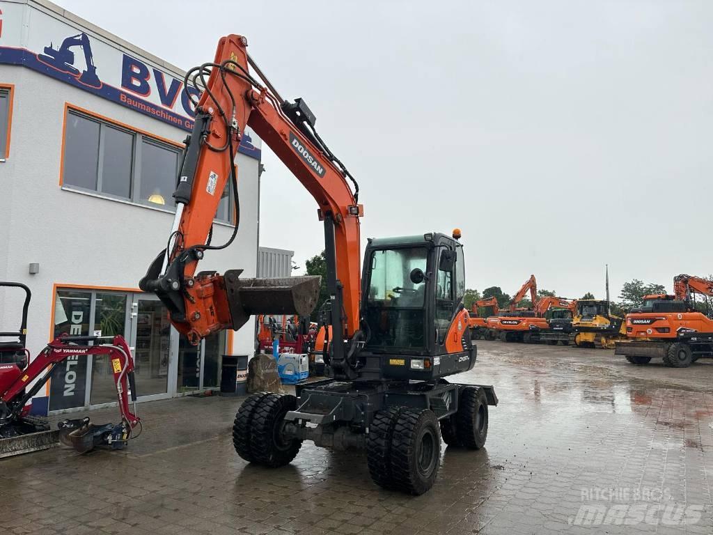 Doosan DX 57 W-5 Ratasekskavaatorid