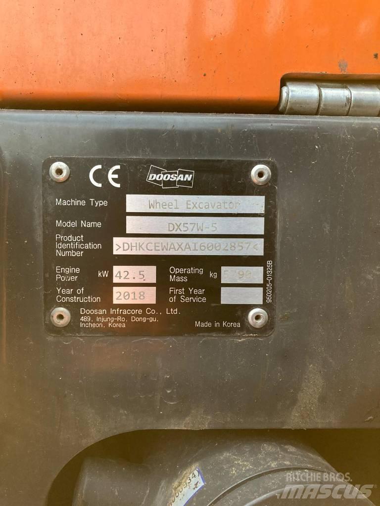 Doosan DX 57 W-5 Ratasekskavaatorid
