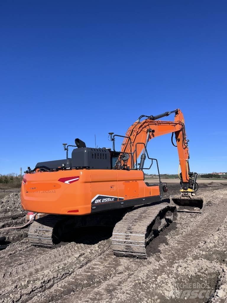 Doosan DX255 LC-7 Roomikekskavaatorid