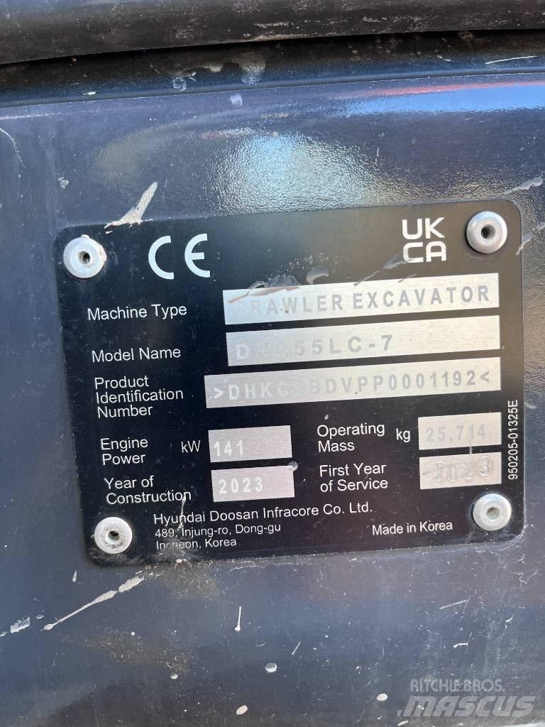 Doosan DX255 LC-7 Roomikekskavaatorid